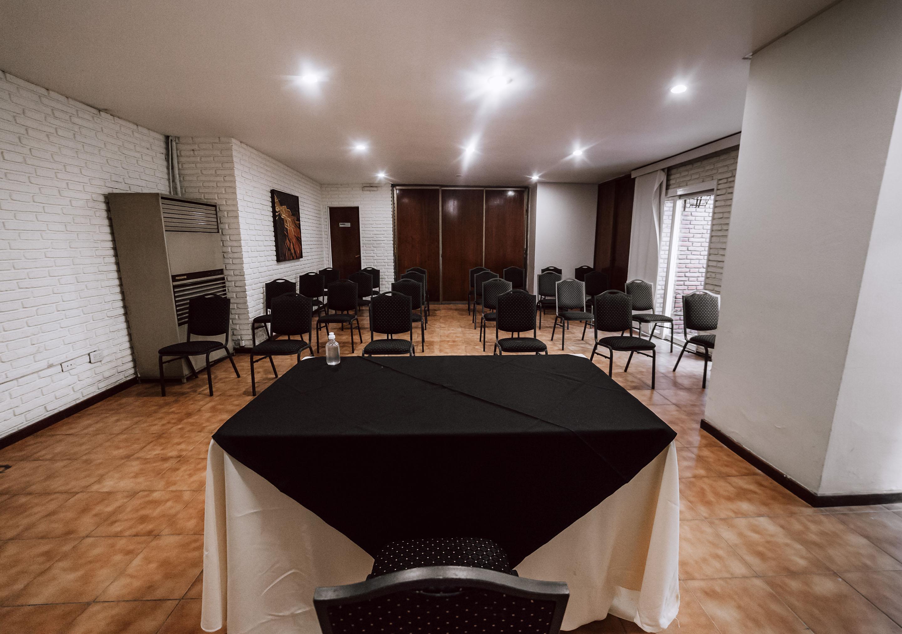 Hotel Carlos V San Miguel de Tucumán Extérieur photo